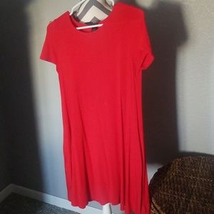 Agnes & Dora red swing top with pockets, small